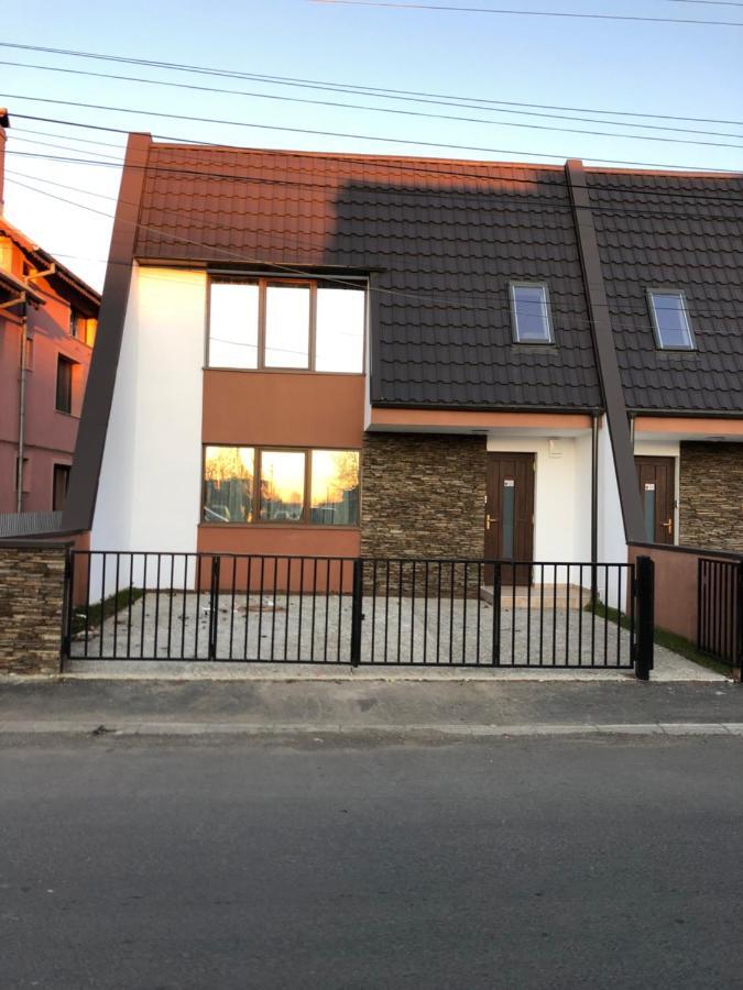 Aleria de piatra Aparthotel Piatra Neamţ Esterno foto