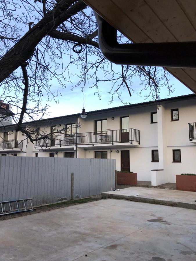 Aleria de piatra Aparthotel Piatra Neamţ Esterno foto