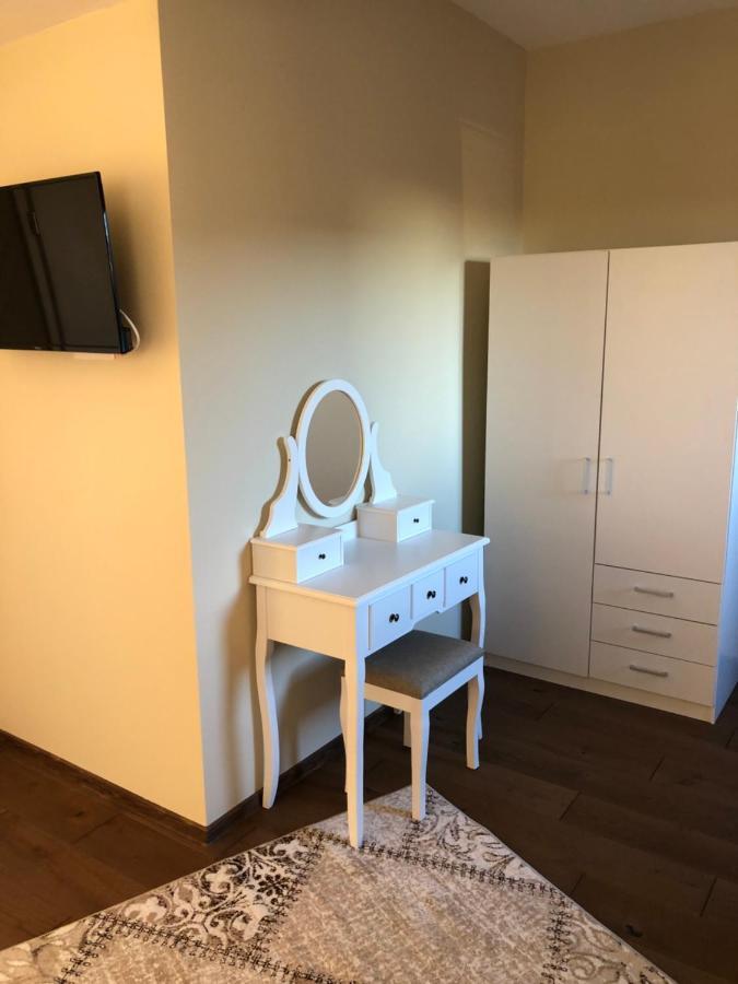 Aleria de piatra Aparthotel Piatra Neamţ Esterno foto