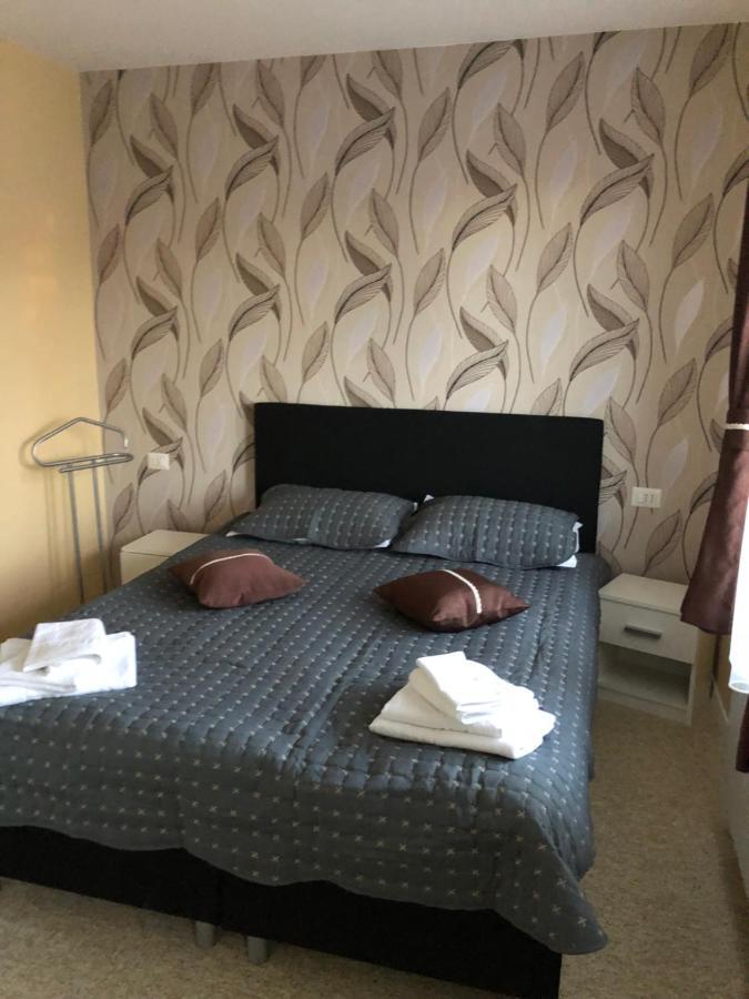 Aleria de piatra Aparthotel Piatra Neamţ Esterno foto